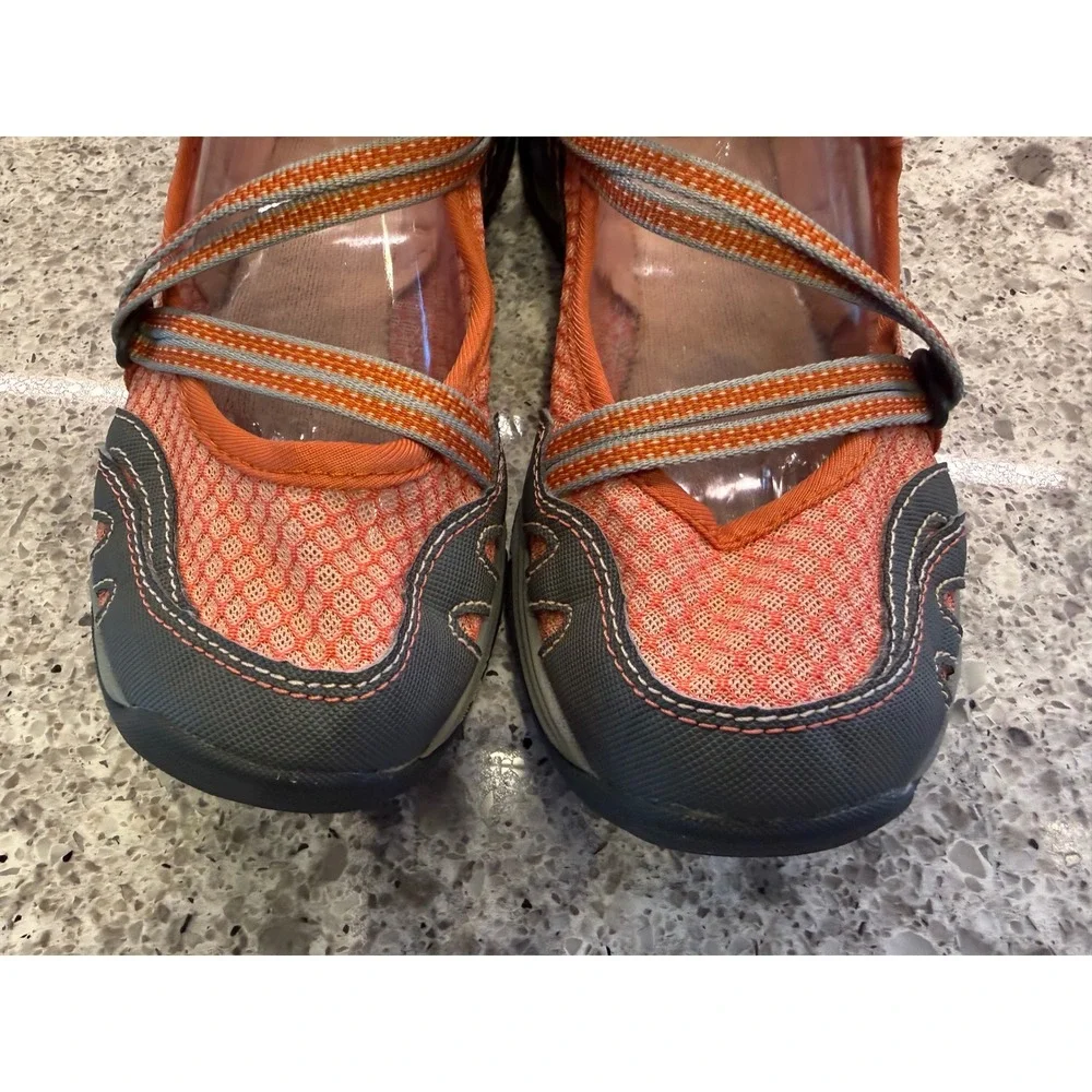 Chaco Women's Outcross EVO MJ Shoes Orange/Grey Gorpcore Water Hiking Size 8.5